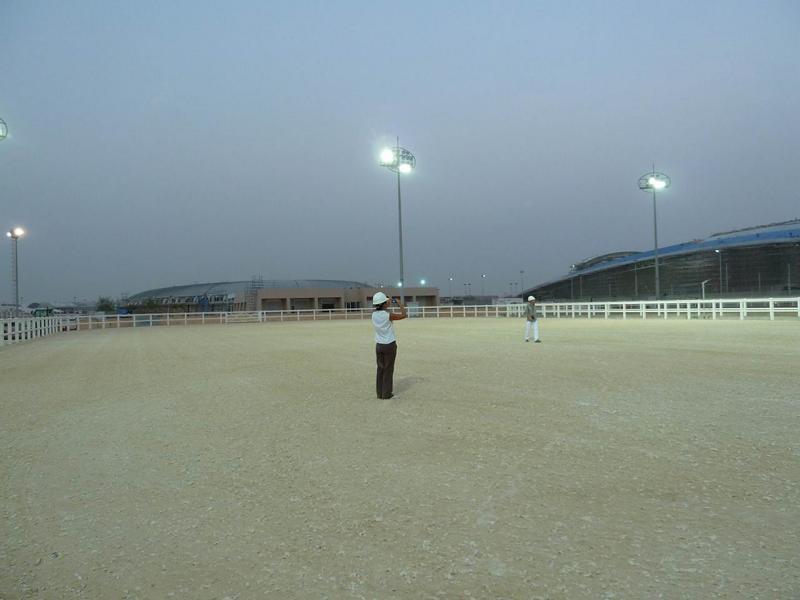 Al Shaqab Academy en Doha, Catar: pista exterior con el sistema Risohorse® de flujo y reflujo