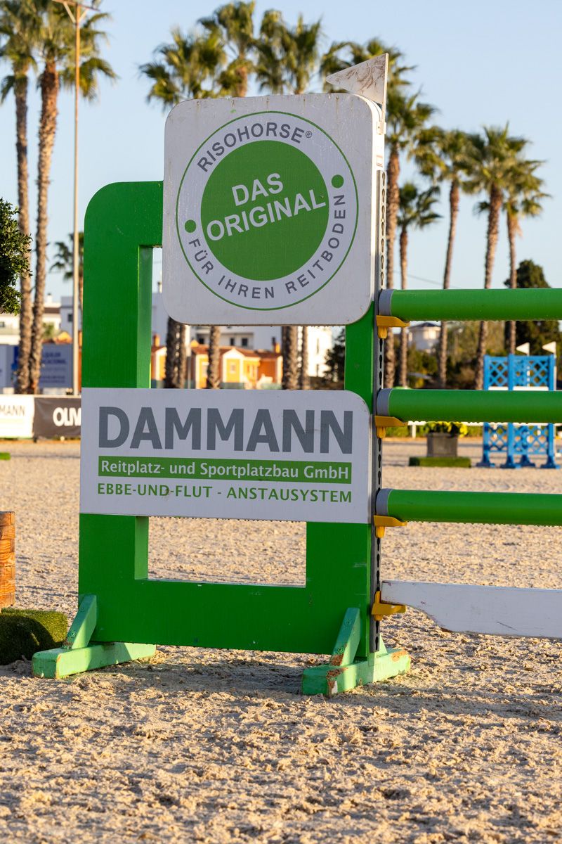 Risohorse® Das Original Qualitätssiegel für Ebbe-Flut-Reitbodensystem